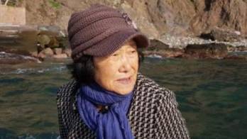 Doñita de 81 años es la única habitante de una isla en disputa