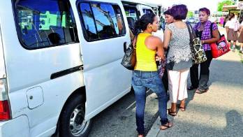 Transportistas piden diálogo.