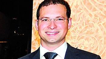 Luis Enrique Martinelli tiene 38 años.