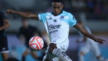 Édgar Yoel Bárcenas debuta en México con gol y asistencia