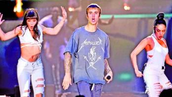 El famoso Bieber hizo cambio de iglesia