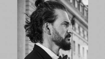 Ricardo Arjona presenta su álbum ‘Blanco y negro'