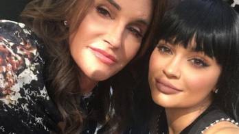 Según una fuente, Caitlyn piensa que su hija menor es demasiado joven para tener un bebé.