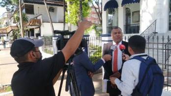 La presentó en la Procuraduría.