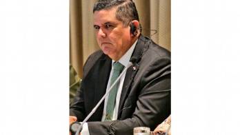 Ministro de seguridad, Juan Pino