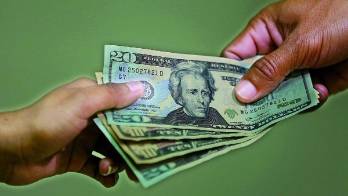 Por arrepentimiento se le cambió la pena de cárcel a mil dólares.