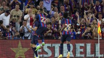 Lewandowski debuta con gol y 2 asistencias