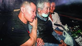 También mostró su página web oficial, alberto.fujimori.pe.