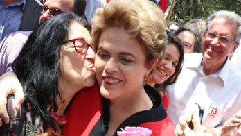 Dilma Rousseff emitió su voto.