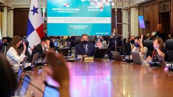 Aprueban la adquisición de 380 mil dosis de la vacuna pediátrica