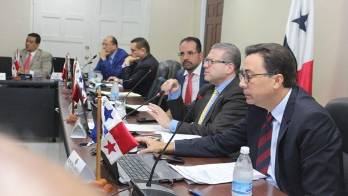 Comisión de Presupuesto de la AN.