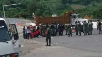 Indígenas cumplieron amenazas de intensificar las protestas este lunes 30 de mayo.