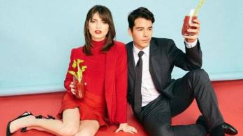 Posó para la revista ‘Paper' junto a la modelo Stevie DeFelice.