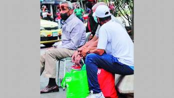 Hay que evitar la inactividad física en la vejez.
