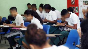 Padres de familia mantienen saldos pendientes con centros escolares particulares.