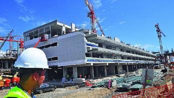 Buscan desenterrar proyecto hospitalario