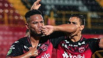 Blackburn no sigue en el Alajuelense