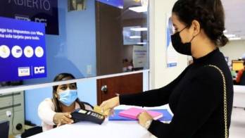 Que paguen sus impuestos.