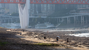 Calor y sequía inéditos en décadas siguen azotando el centro y este de China