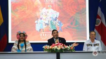 Primer Festival Internacional Universitario de danzas folclóricas