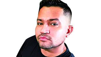 Entre diplomas falsos y sinvergüenzas