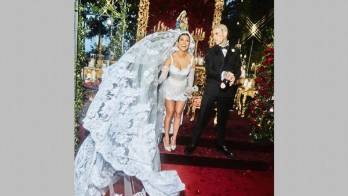 Mezclan lo gótico con lo religioso en la boda Kardashian - Barker