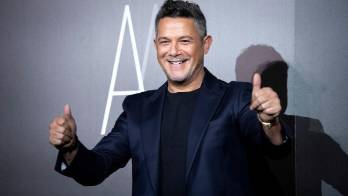 Le cayeron las siete plagas: Sanz adeuda millones a EE.UU.