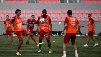 Los ecuatorianos viene de vencer a Perú por 0-2 en el Estadio Nacional de Lima.