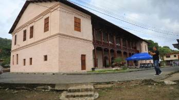 El edificio de la Real Aduana de Portobelo fue construido en 1630.