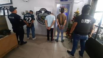 Colombianos y el venezolano serán sancionados y luego deportados.