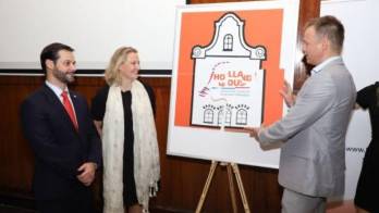 Autoridades estrechan vínculos.