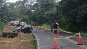 Desgracia en Macaracas, dos pierden la vida en un choque