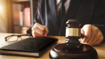 Exjuez acosaba a funcionarias del Órgano Judicial