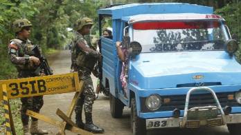 Encuentran un rehén decapitado