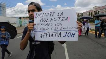 Gobierno convocó a un diálogo nacional por la educación y salud.