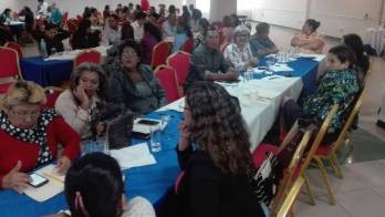 En la reunión se les pidió a los asistentes que cumplan con el horario.