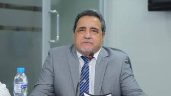 “En este país robamos todos”, dice el magistrado Alberto Cigarruista