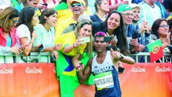 Brasileños se tomaron ‘selfies' con él.