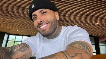 El famoso cantante Nicky Jam ofrece ayuda a Japanese