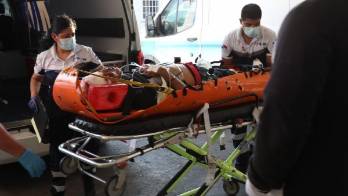 Una de los trabajadores fue llevado al hospital, pero no logró sobrevivir