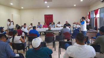 Se reunieron en Bocas.