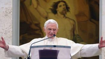 Benedicto XVI sustituyó a Juan Pablo II en 2005