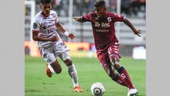 Duelo de ‘panas' en el fútbol costarricense