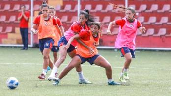 La selección solo se detuvo para las fiestas navideñas y fin de año.