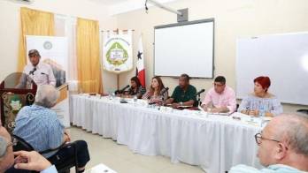 Este fin de semana, la Comisión de Gobierno estuvo en Veraguas discutiendo el proyecto de reformas.