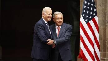 Presidente de México se compromete con Biden a frenar el tráfico de fentanilo