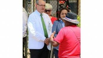 El hospital los quiere desalojar.