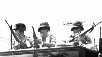 La revista cultural y la invasión norteamericana