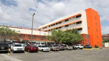 Paro de médicos por incumplimiento de salarios