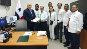 La Universidad de Panamá entregó un documento a la Corte Suprema de Justicia.